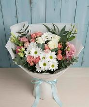 Букет цветов из:  Розы, Лизиантусы и Хризантемы в Чаплыгине
