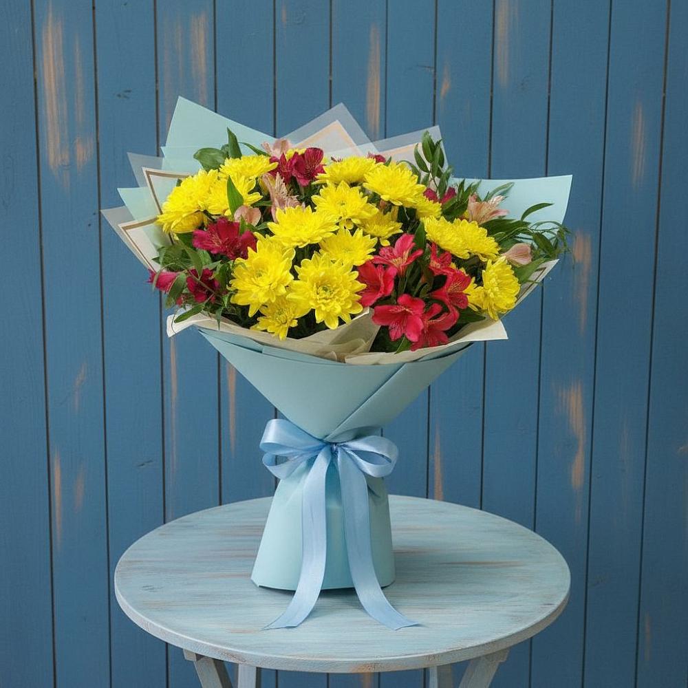 Букет цветов из: Альстромерии и Хризантемы в Чаплыгине