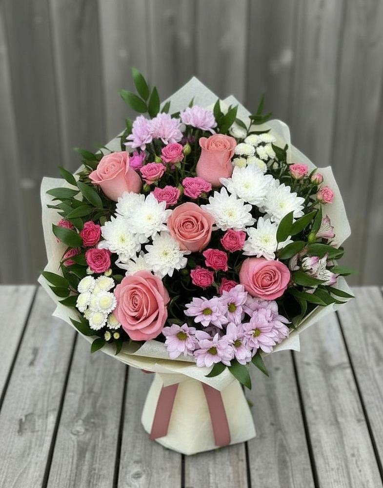 Букет цветов из: Альстромерии, Гвоздики, Розы и Хризантемы в Чаплыгине