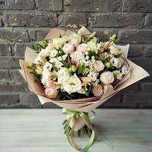 Букет цветов из:  Альстромерии, Розы и Хризантемы в Чаплыгине