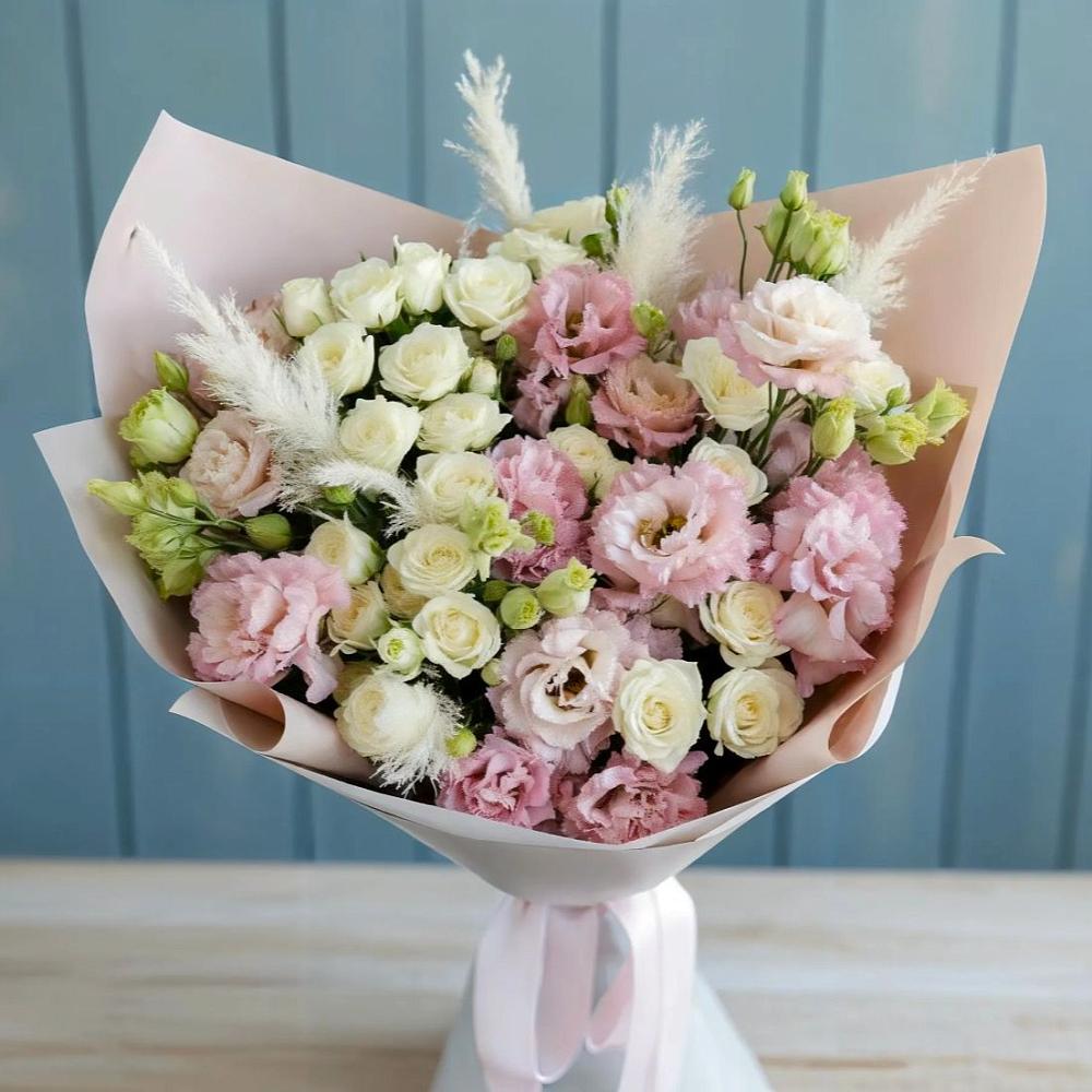 Букет цветов из: Альстромерии и Розы в Чаплыгине