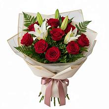 Букет цветов из:  Лилии и Розы в Чаплыгине