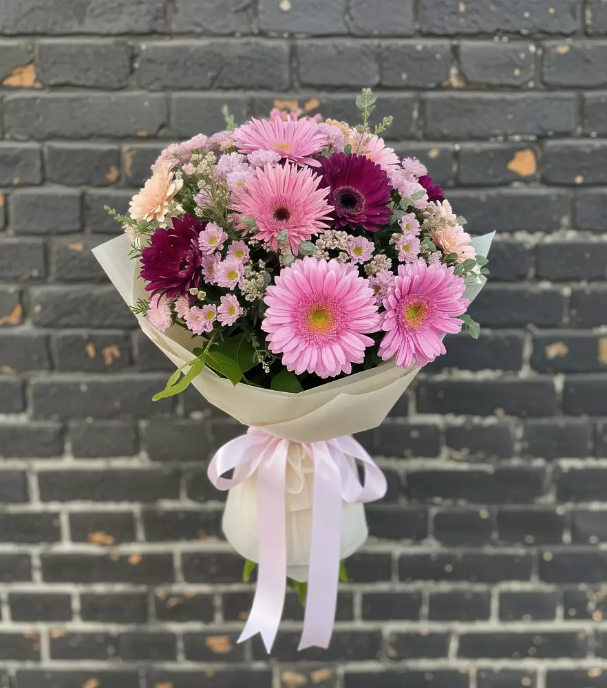 Букет цветов из: Герберы и Хризантемы в Чаплыгине