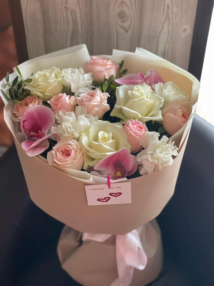 Букет цветов из: Орхидеи, Розы и Гвоздики в Чаплыгине