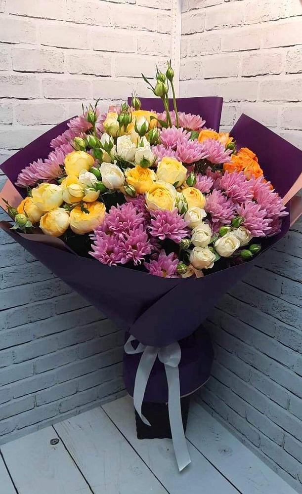 Букет цветов из: Хризантемы и Розы в Чаплыгине