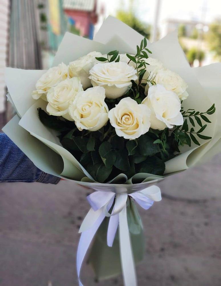 Букет Белые розы Проуд в Чаплыгине