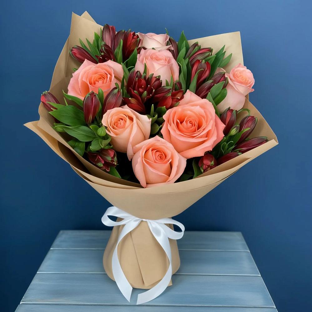 Букет цветов из: Розы и Альстромерии в Чаплыгине