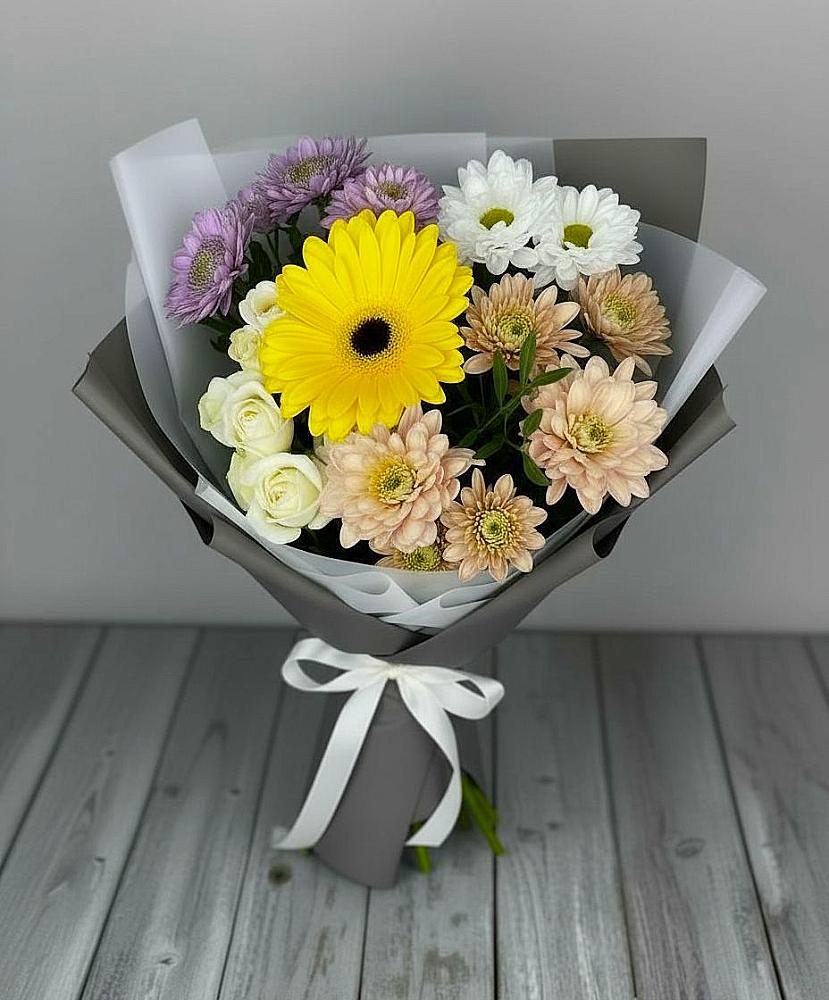Букет цветов из: Розы, Герберы и Хризантемы в Чаплыгине
