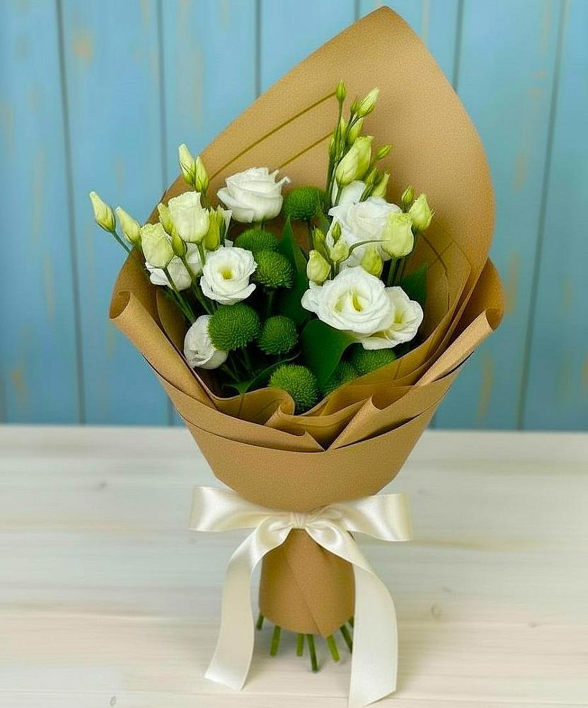 Букет цветов из: Хризантемы и Лизиантусы в Чаплыгине