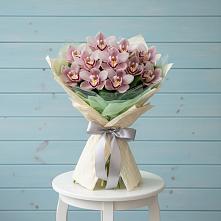 Букет цветов из:  Орхидеи и Розы в Чаплыгине