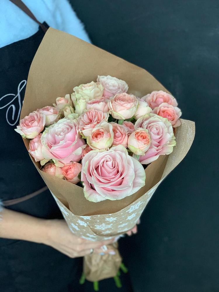 Букет цветов из: Хризантемы и Розы в Чаплыгине