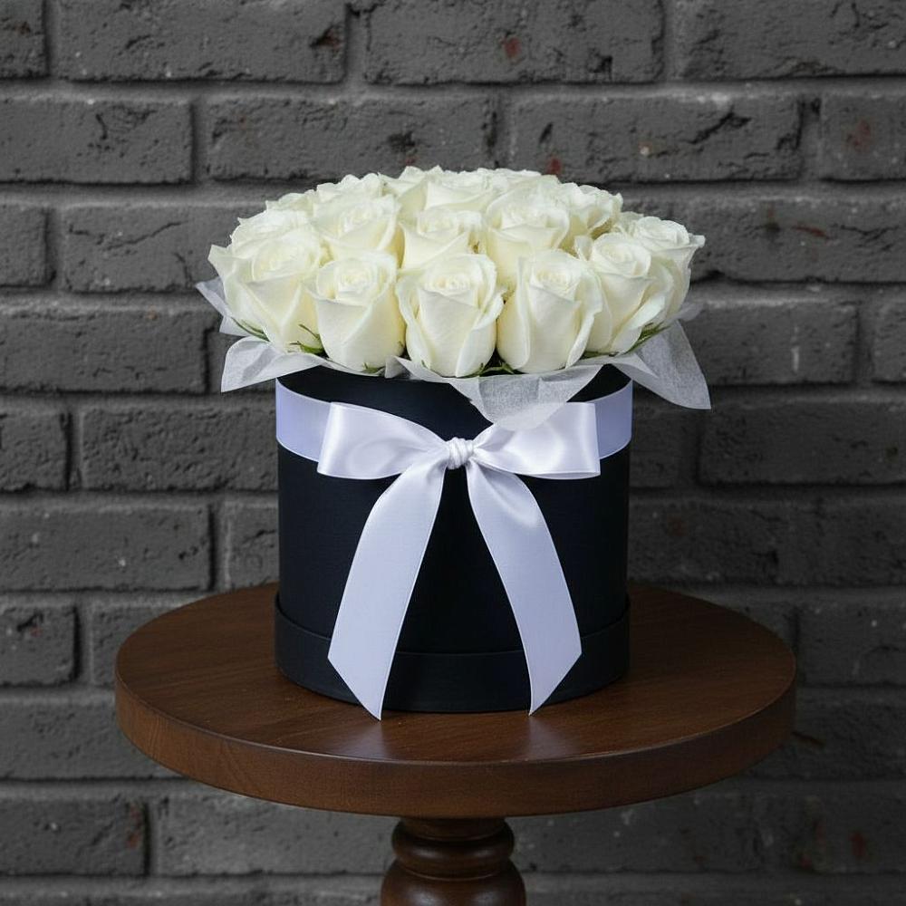 Цветочная композиция из Розы в шляпной коробке в Чаплыгине